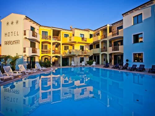 Внешний вид отеля Ariadimari Hotel