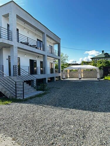 Внешний вид отеля Сан в Сухуме