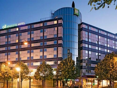 Внешний вид отеля Ibis Styles Paris Bercy