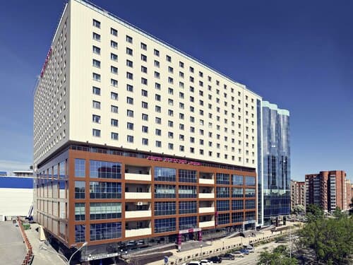 Внешний вид отеля Mercure Тюмень центр в Тюмени