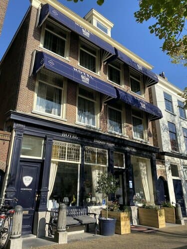 Внешний вид отеля Hotel Bridges House в Делфте