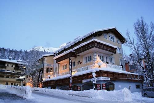 Внешний вид отеля Conrad's Mountain Lodge - Sport Equipment included