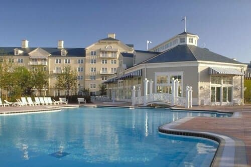 Внешний вид отеля Disney's Newport Bay Club