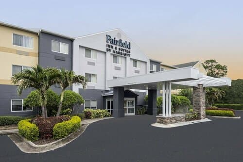 Внешний вид отеля Fairfield Inn & Suites by Marriott St Petersburg Clearwater в Клеруотере