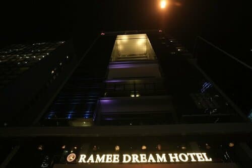 Внешний вид отеля Ramee Dream Hotel в Торговом заливе