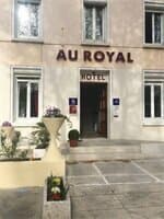 Внешний вид отеля Au Royal Hôtel в Каркасоне