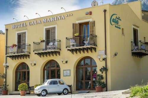 Внешний вид отеля Hotel Cala Marina в Кастелламмаре-дель-Гольфо