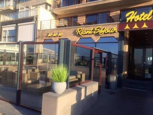 Внешний вид отеля Hotel Riant Séjour by Wp Hotels