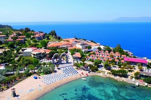 Внешний вид отеля Maya Bistro Hotel Beach