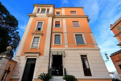 Внешний вид отеля Domus Monamì Luxury Suites в Риме