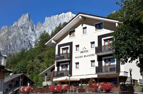 Внешний вид отеля Hotel La Vallee Blanche