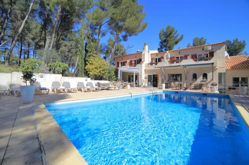 Внешний вид отеля Le Mas des Ecureuils в Экс-ан-Провансе