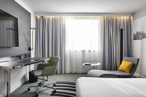 Внешний вид отеля Novotel Bishkek City Center