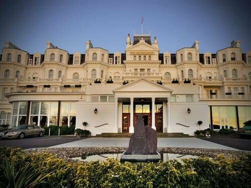 Внешний вид отеля The Grand Hotel Eastbourne в Истборне