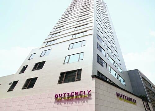 Внешний вид отеля Butterfly on Wellington Boutique Hotel Central в Гонконге (остров)