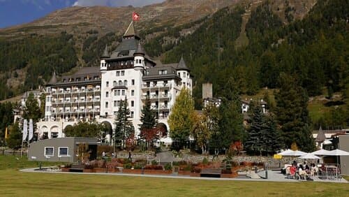 Внешний вид отеля Hotel Steinbock в Понтрезине