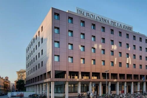 Внешний вид отеля Nh Bologna de la Gare в Болонье