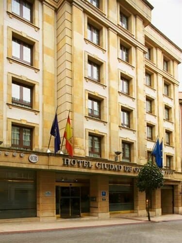 Внешний вид отеля Hotel Sercotel Ciudad de Oviedo в Овьедо