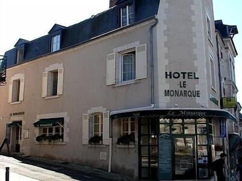 Внешний вид отеля Hôtel-Restaurant Le Monarque