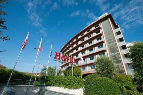 Внешний вид отеля Hotel Calissano