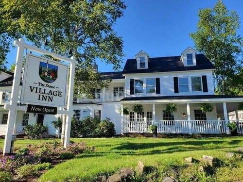 Внешний вид отеля The Stowe Village Inn