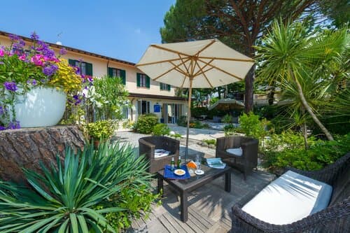 Внешний вид отеля Hotel La Pace