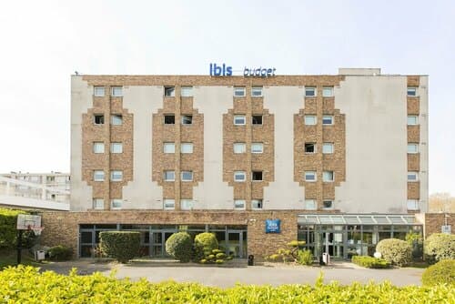 Внешний вид отеля Ibis Budget Fresnes в Френе