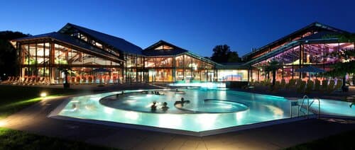 Внешний вид отеля Dorint Thermenhotel Freiburg в Фрайбурге