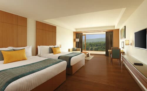 Внешний вид отеля Lemon Tree Hotel, Dehradun