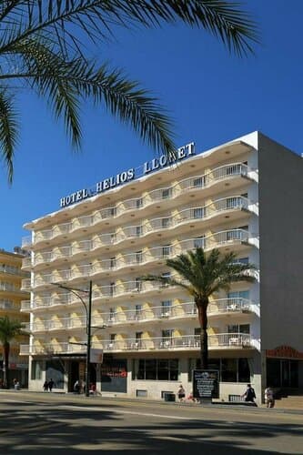 Внешний вид отеля Hotel Helios Lloret de Mar в Льорет-де-Маре