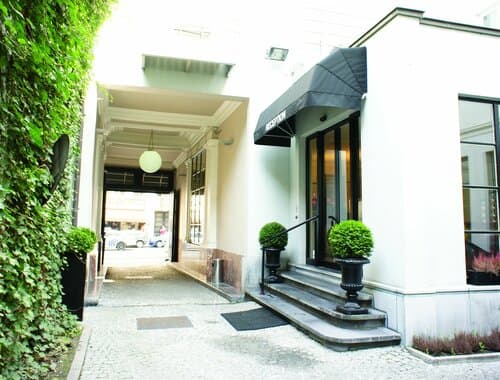 Внешний вид отеля La Legende в Брюссели