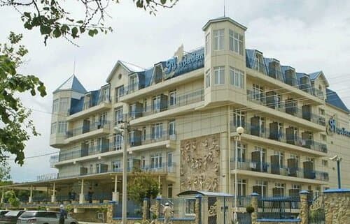 Внешний вид отеля Мирабель в Высоком береге