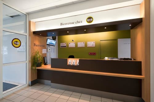 Внешний вид отеля B&b Hotel Grenoble Centre Alpexpo в Гренобле