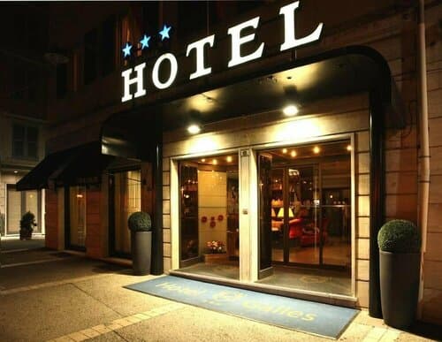 Внешний вид отеля Hotel Galles