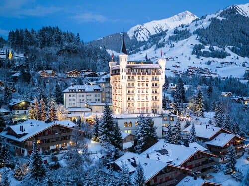 Внешний вид отеля Gstaad Palace