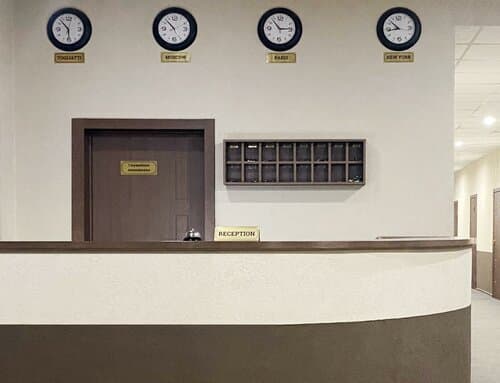 Внешний вид отеля Золотой Шар в Тольятти