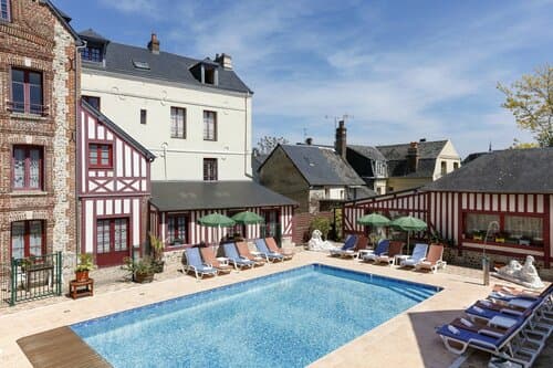 Внешний вид отеля Hotel L' Ecrin в Онфлёре