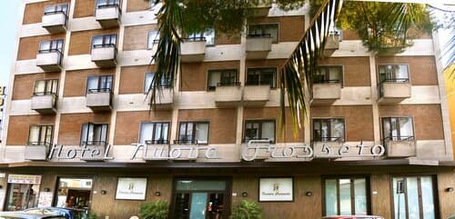 Внешний вид отеля Hotel Nuova Grosseto