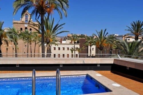 Внешний вид отеля Hotel Catedral Almería