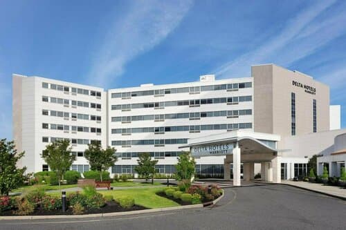 Внешний вид отеля Delta Hotels by Marriott Woodbridge