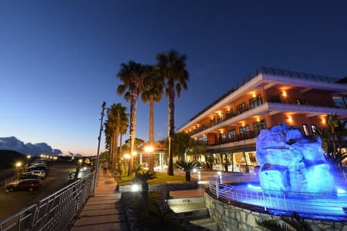 Внешний вид отеля Hotel Gli Dei