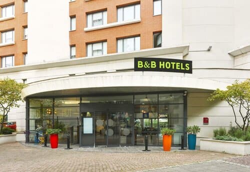 Внешний вид отеля B&b Hotel Rueil Malmaison Gare в О-де-Сене