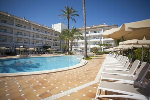 Внешний вид отеля Grupotel Santa Eularia & Spa