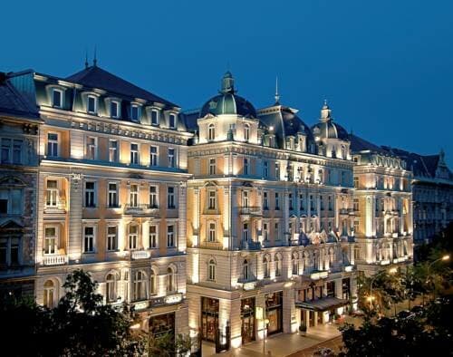 Внешний вид отеля Corinthia Budapest в Будапеште
