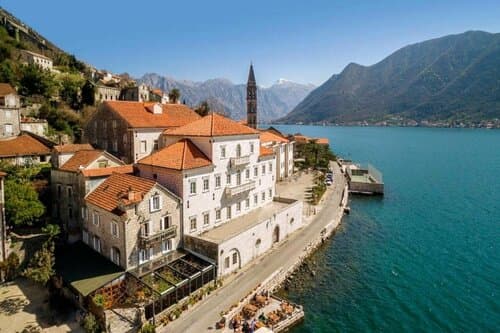 Внешний вид отеля Heritage Grand Perast