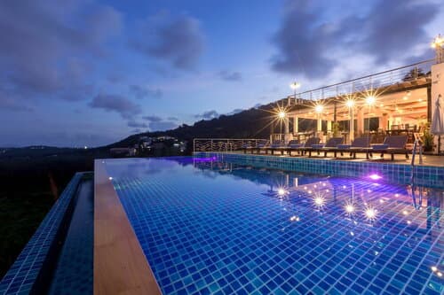 Внешний вид отеля The View Rawada Phuket в Равае