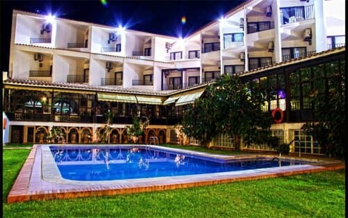 Внешний вид отеля Hosteria Del Mar в Пеньисколе