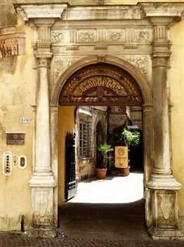 Внешний вид отеля Hotel A Palazzo Busdraghi, Residenza d'Epoca