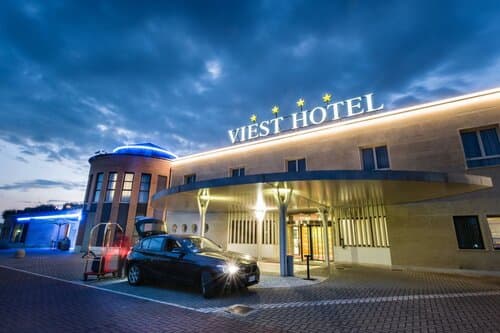 Внешний вид отеля Viest Hotel