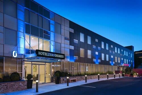 Внешний вид отеля Hotel Zero Degrees Norwalk